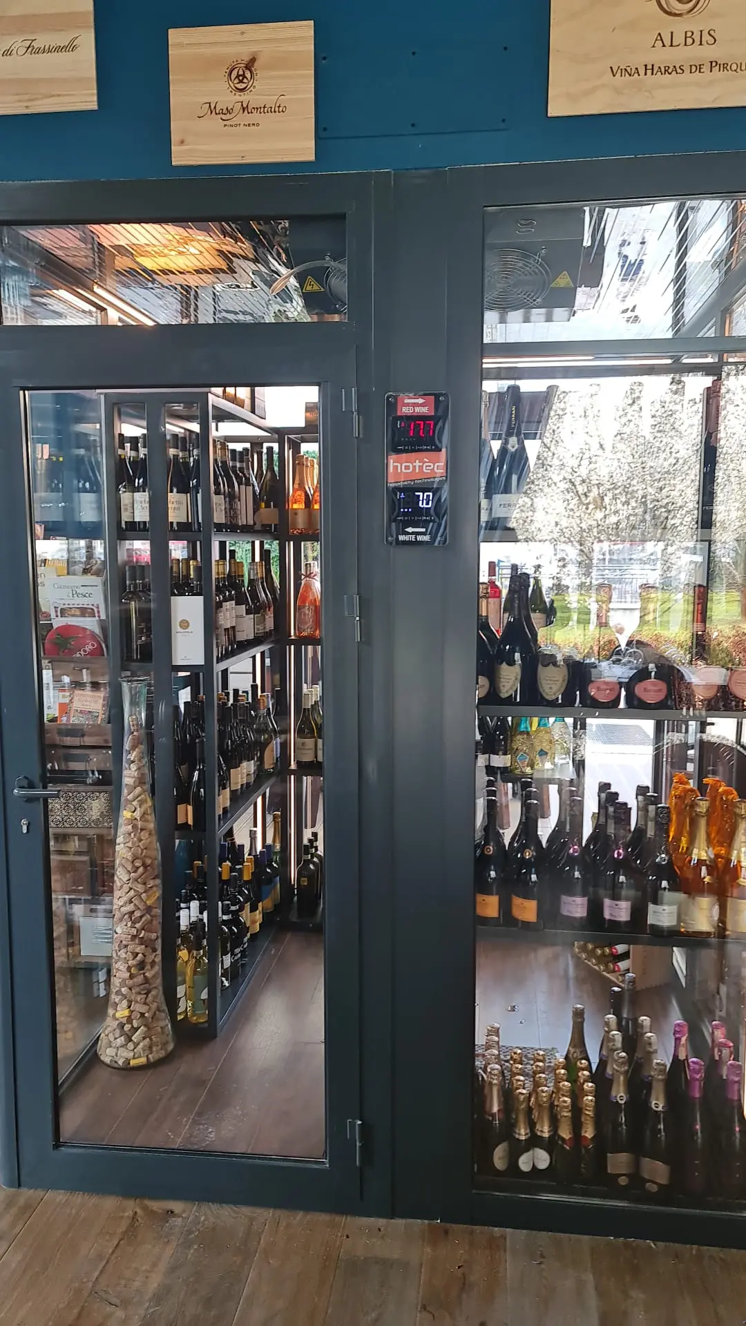 LOMBARDO RESTAURANT